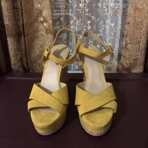 Cute women’s high wedges size 10